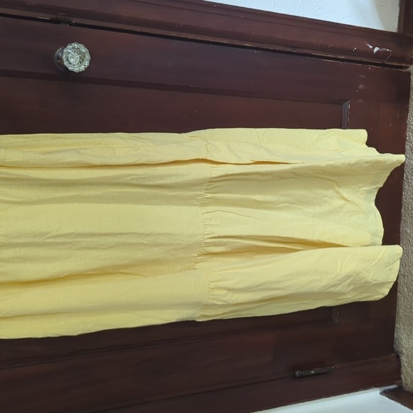 New with Tags Old Navy Maternity Yellow Tiered Maxi Dress Size XXL - Picture 3 of 7